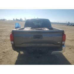 2018 TOYOTA TACOMA