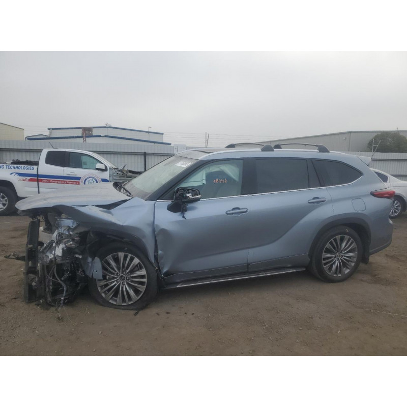 2022 TOYOTA HIGHLANDER