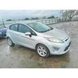 2011 FORD FIESTA
