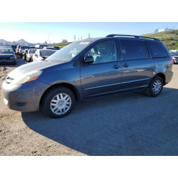 2006 TOYOTA SIENNA
