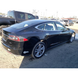 2015 TESLA MODEL S