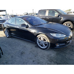 2015 TESLA MODEL S