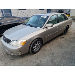 2000 TOYOTA AVALON