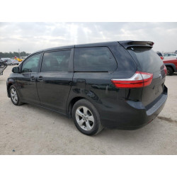 2018 TOYOTA SIENNA