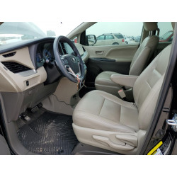 2018 TOYOTA SIENNA