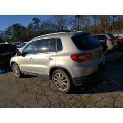 2009 VOLKSWAGEN TIGUAN