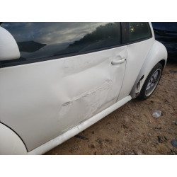 2000 VOLKSWAGEN BEETLE