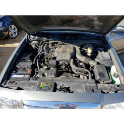 2003 FORD CROWN VIC