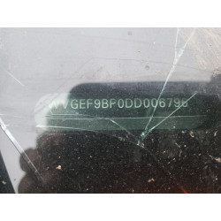 2013 VOLKSWAGEN TOUAREG