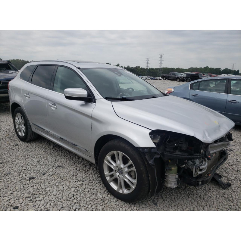 2015 VOLVO XC60