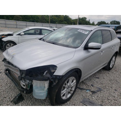 2015 VOLVO XC60