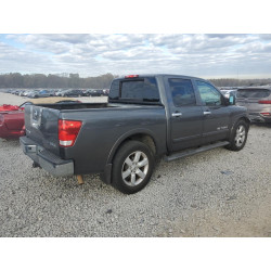 2010 NISSAN TITAN