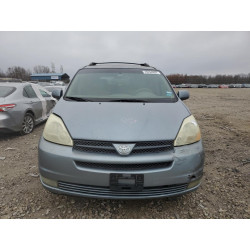 2004 TOYOTA SIENNA