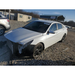 2022 HYUNDAI ELANTRA