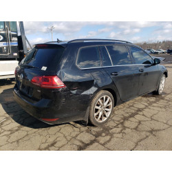 2016 VOLKSWAGEN GOLF