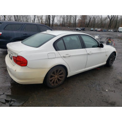 2011 BMW 3 SERIES