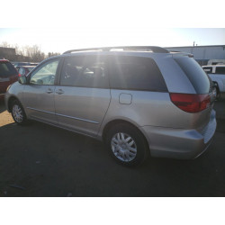 2005 TOYOTA SIENNA