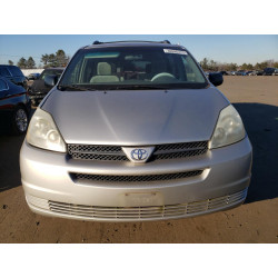 2005 TOYOTA SIENNA