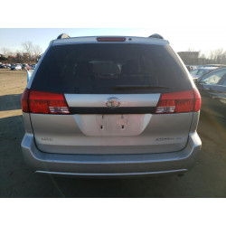 2005 TOYOTA SIENNA