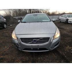 2013 VOLVO S60