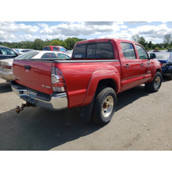 2011 TOYOTA TACOMA