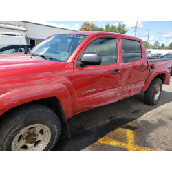 2011 TOYOTA TACOMA