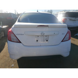 2017 NISSAN VERSA