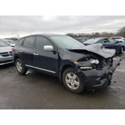 2014 NISSAN ROGUE
