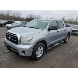 2012 TOYOTA TUNDRA