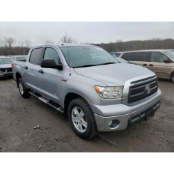 2012 TOYOTA TUNDRA