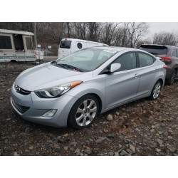 2012 HYUNDAI ELANTRA