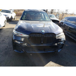 2021 BMW X7