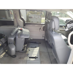 2010 VOLKSWAGEN ROUTAN