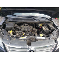 2010 VOLKSWAGEN ROUTAN