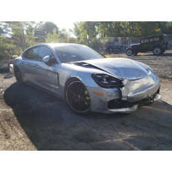 2021 PORSCHE PANAMERA