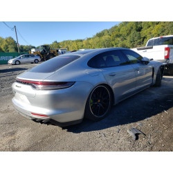 2021 PORSCHE PANAMERA