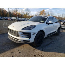 2020 PORSCHE MACAN