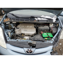 2009 TOYOTA SIENNA
