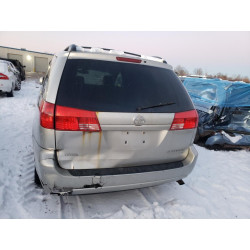 2004 TOYOTA SIENNA