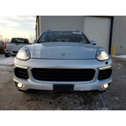 2018 PORSCHE CAYENNE