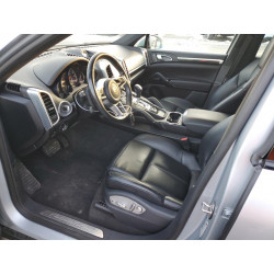 2018 PORSCHE CAYENNE