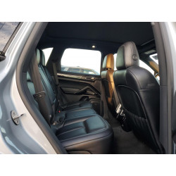 2018 PORSCHE CAYENNE
