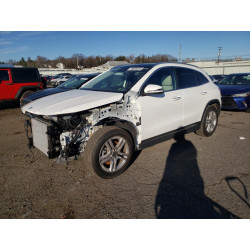 2022 MERCEDES-BENZ GLA-CLASS