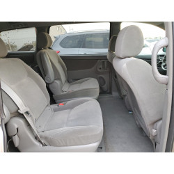 2004 TOYOTA SIENNA
