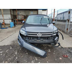 2012 VOLKSWAGEN TIGUAN