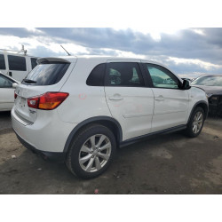 2015 MITSUBISHI OUTLANDER