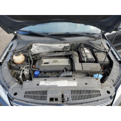 2012 VOLKSWAGEN TIGUAN