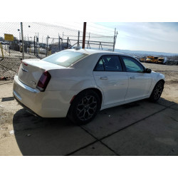 2016 CHRYSLER 300