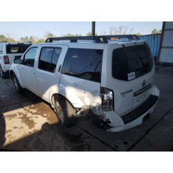 2010 NISSAN PATHFINDER