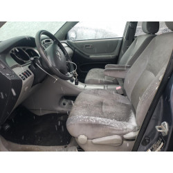 2005 TOYOTA HIGHLANDER